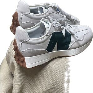 327 new balance tennis shoes